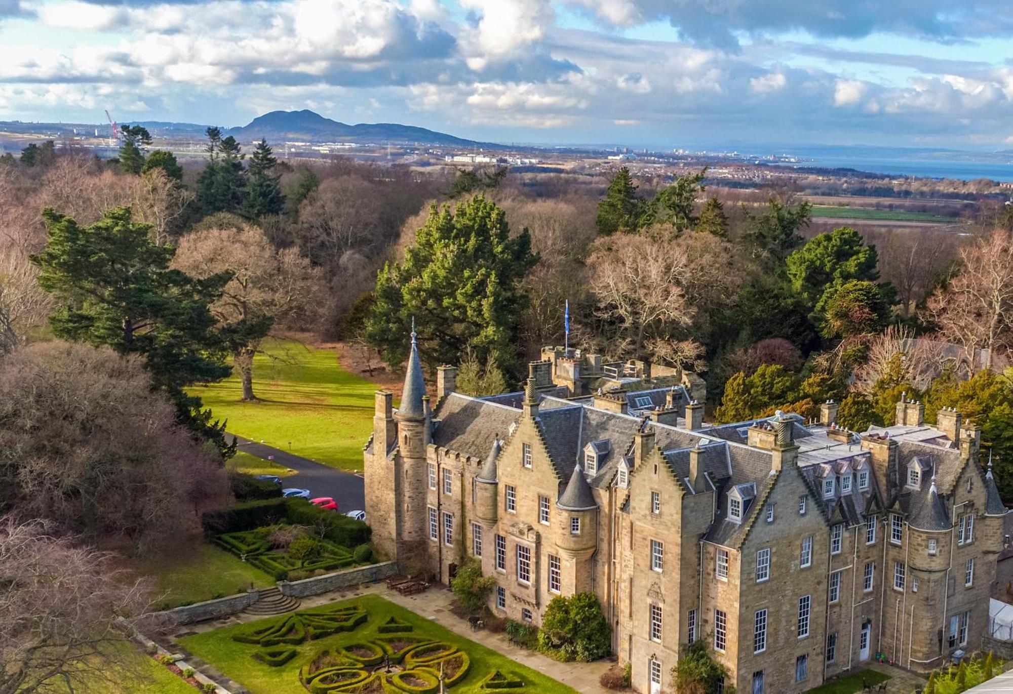 Maison d'hôtes Carberry Tower Mansion House And Estate à Musselburgh Extérieur photo
