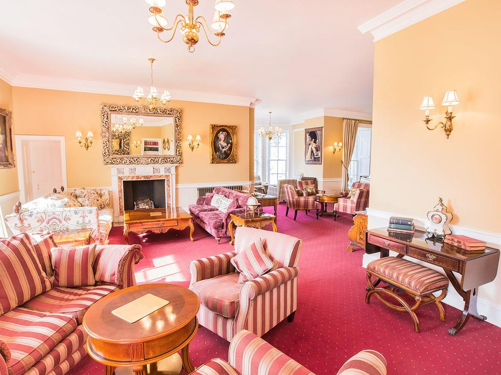 Maison d'hôtes Carberry Tower Mansion House And Estate à Musselburgh Extérieur photo